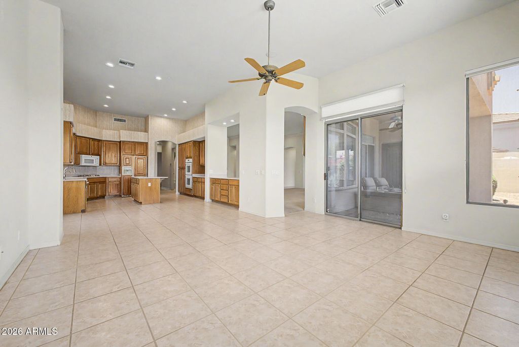 Image 19 of property listing at 15630 E SUNDOWN Drive, Fountain Hills, AZ 85268