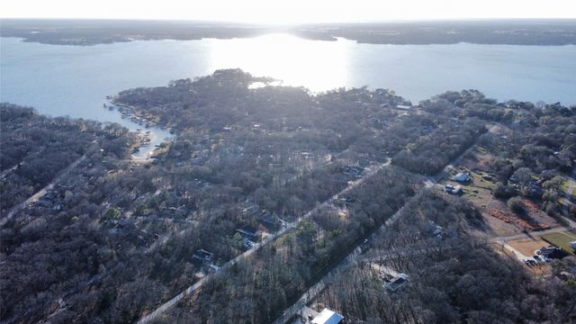 000 Barcelona Street, Payne Springs, TX 75156