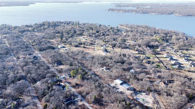 000 Barcelona Street, Payne Springs, TX 75156