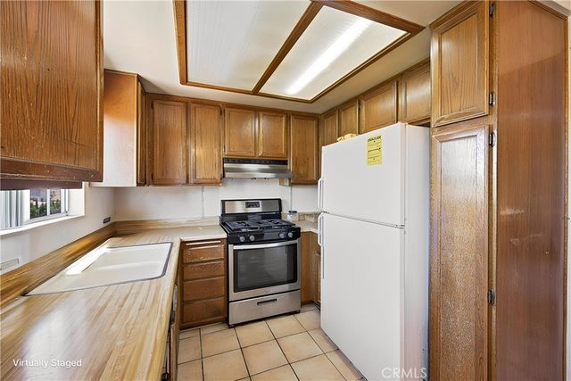 264 E Beverly Boulevard A, Montebello, CA 90640