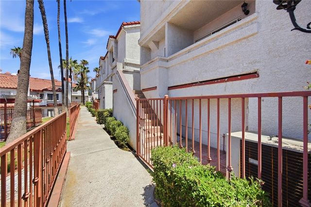 264 E Beverly Boulevard A, Montebello, CA 90640