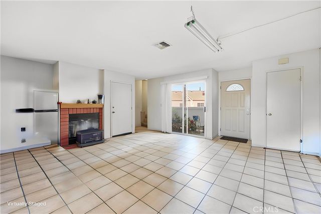 264 E Beverly Boulevard A, Montebello, CA 90640