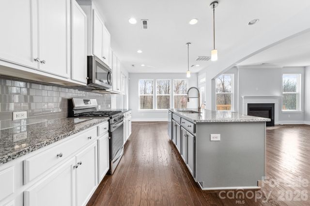 728 Lakeview Drive 109, Mcadenville, NC 28101