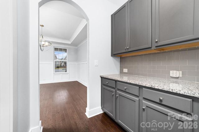 728 Lakeview Drive 109, Mcadenville, NC 28101