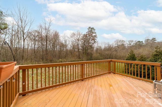 728 Lakeview Drive 109, Mcadenville, NC 28101