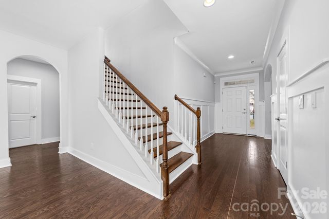 728 Lakeview Drive 109, Mcadenville, NC 28101