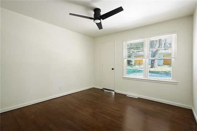 13301 10th Street, Grandview, MO 64030