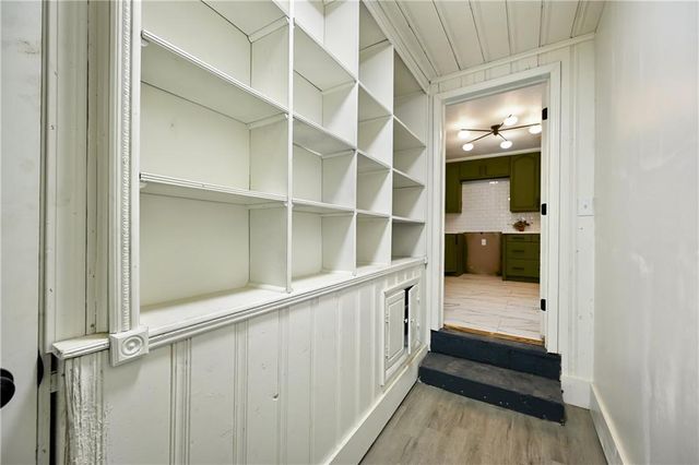 13301 10th Street, Grandview, MO 64030