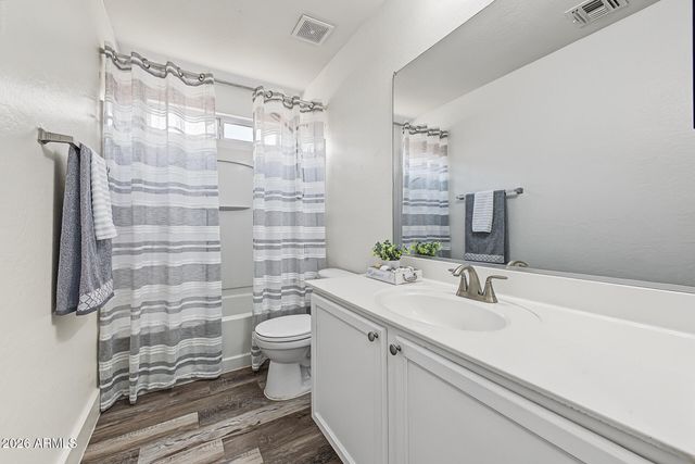 1061 E PONCHO Lane, San Tan Valley, AZ 85143
