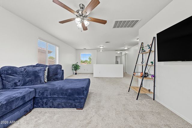 1061 E PONCHO Lane, San Tan Valley, AZ 85143