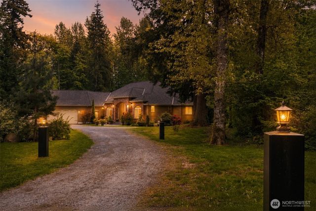 2139 H St Road, Blaine, WA 98230