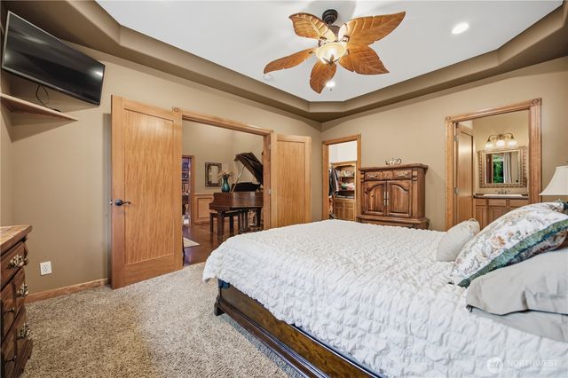 2139 H St Road, Blaine, WA 98230