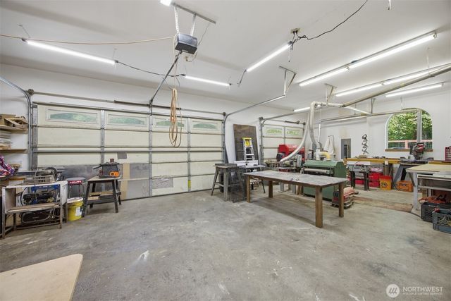 2139 H St Road, Blaine, WA 98230
