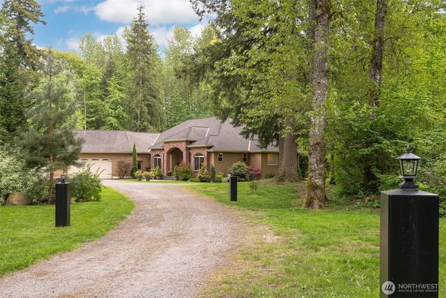 2139 H St Road, Blaine, WA 98230