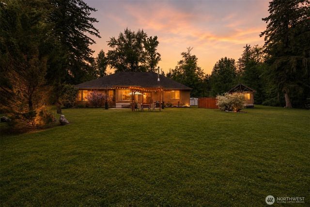 2139 H St Road, Blaine, WA 98230