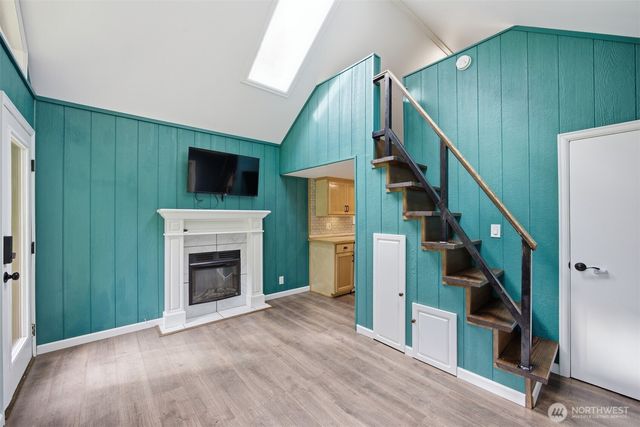 2139 H St Road, Blaine, WA 98230