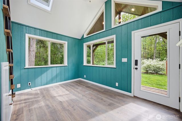 2139 H St Road, Blaine, WA 98230