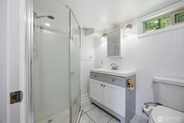 2139 H St Road, Blaine, WA 98230