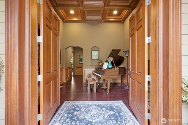 2139 H St Road, Blaine, WA 98230