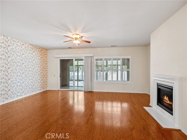 10249 Lakeshore, Apple Valley, CA 92308