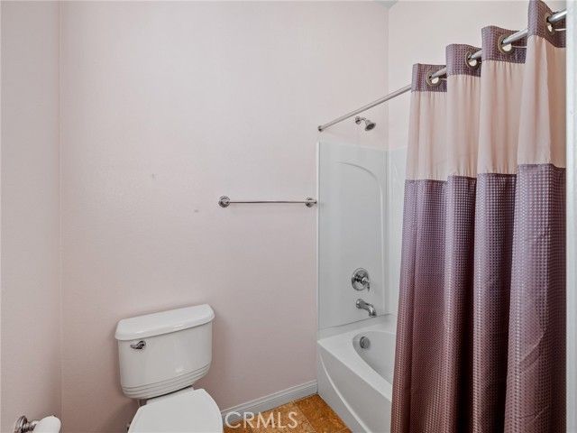 10249 Lakeshore, Apple Valley, CA 92308