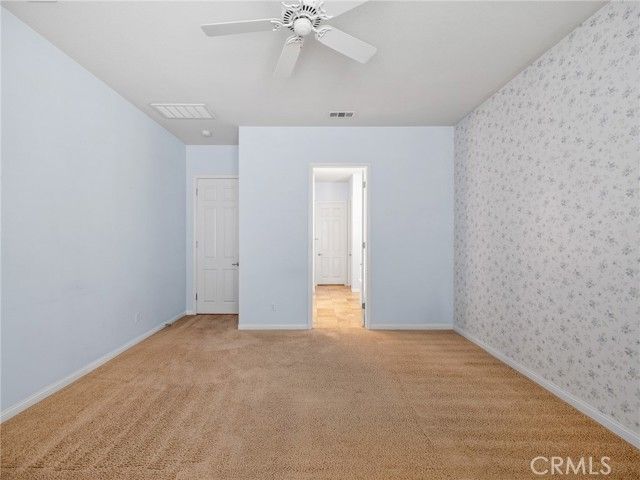 10249 Lakeshore, Apple Valley, CA 92308