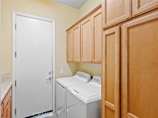 10249 Lakeshore, Apple Valley, CA 92308