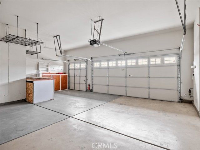 10249 Lakeshore, Apple Valley, CA 92308