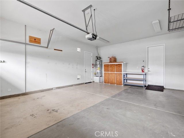 10249 Lakeshore, Apple Valley, CA 92308