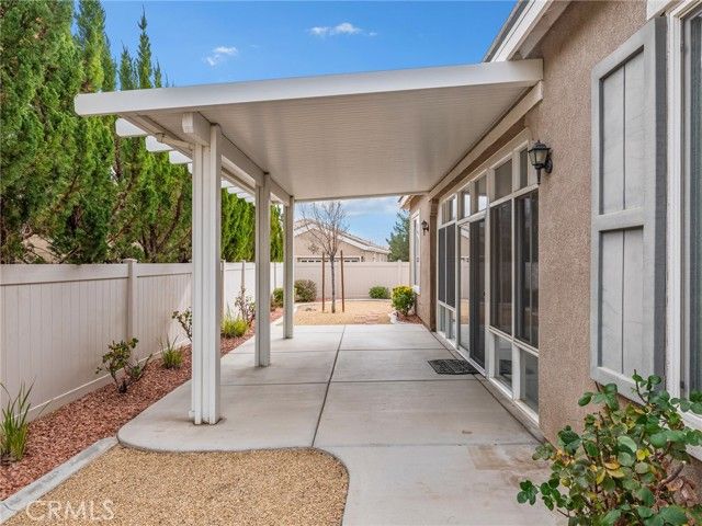10249 Lakeshore, Apple Valley, CA 92308