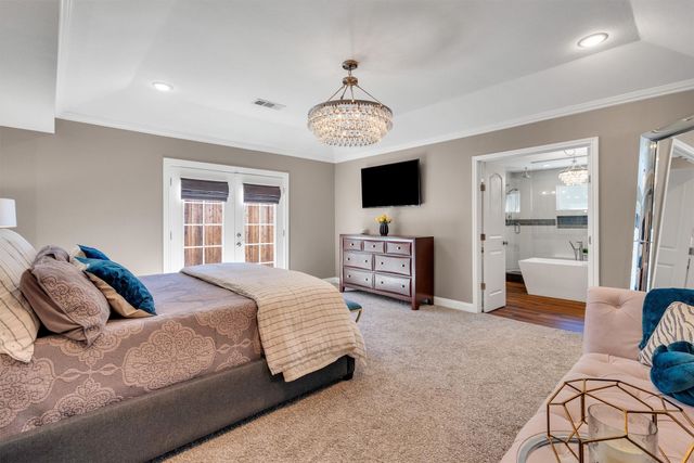 7424 Meadow Oaks Drive, Dallas, TX 75230