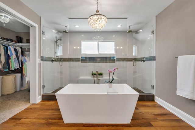 7424 Meadow Oaks Drive, Dallas, TX 75230