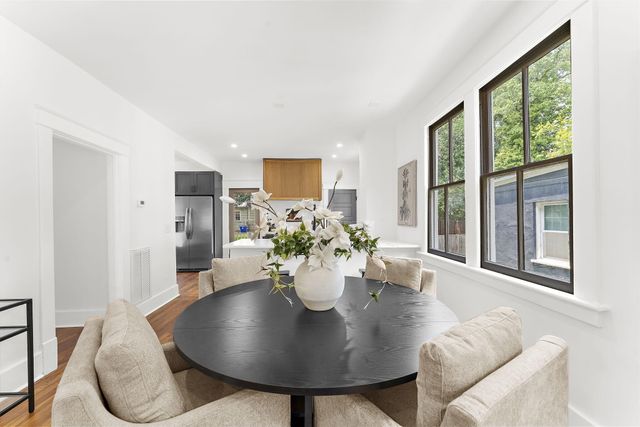1135 King Street, Charleston, SC 29403
