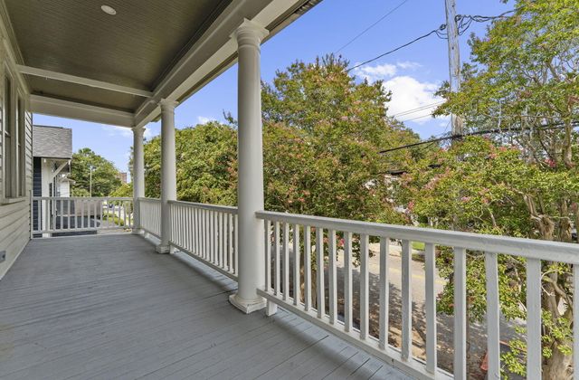 1135 King Street, Charleston, SC 29403