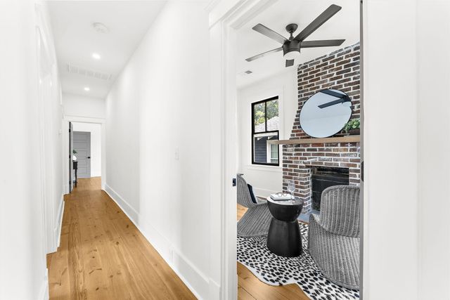 1135 King Street, Charleston, SC 29403