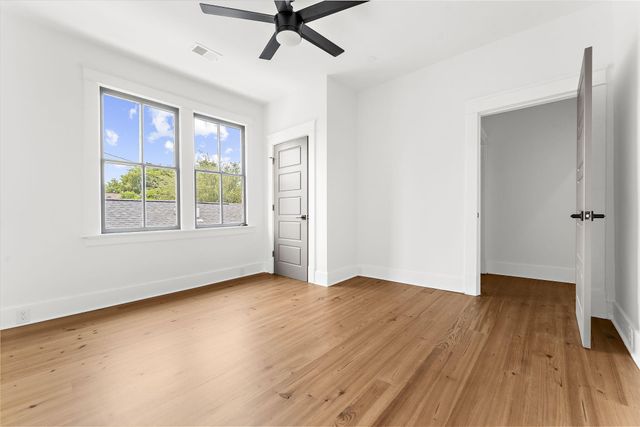 1135 King Street, Charleston, SC 29403