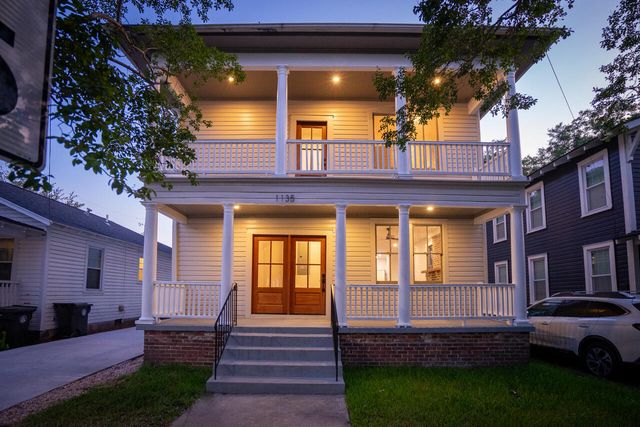 1135 King Street, Charleston, SC 29403