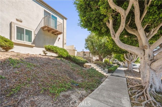 120 S Francisca Avenue 18, Redondo Beach, CA 90277
