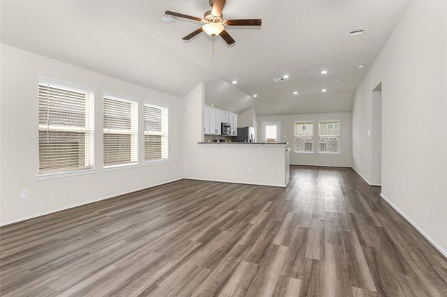 429 Branch Oak Court, La Marque, TX 77568