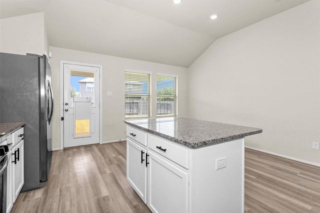429 Branch Oak Court, La Marque, TX 77568