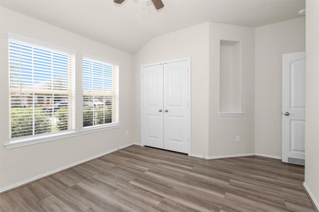 429 Branch Oak Court, La Marque, TX 77568