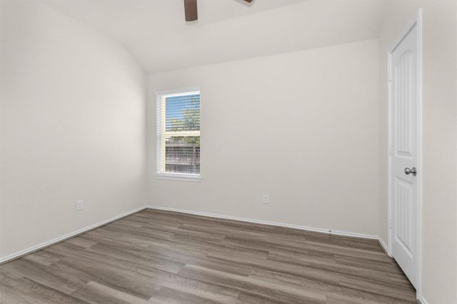 429 Branch Oak Court, La Marque, TX 77568
