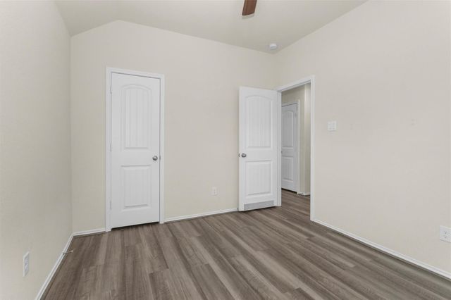 429 Branch Oak Court, La Marque, TX 77568