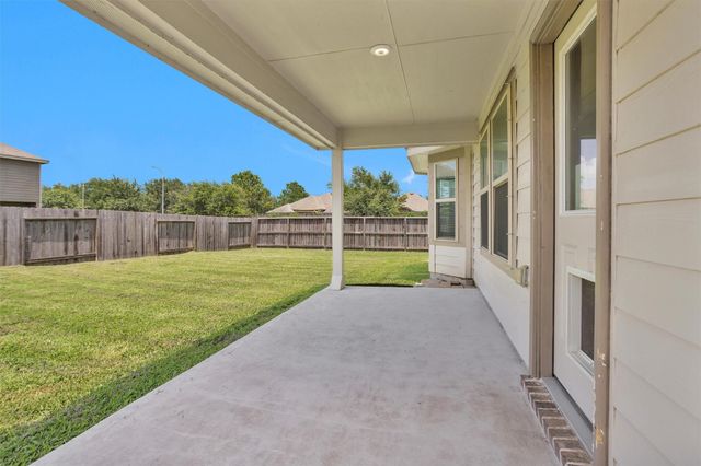 429 Branch Oak Court, La Marque, TX 77568