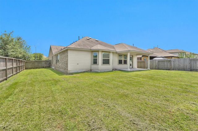 429 Branch Oak Court, La Marque, TX 77568