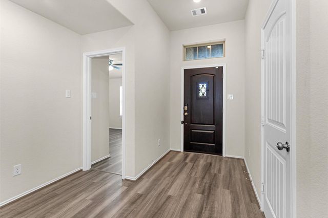 429 Branch Oak Court, La Marque, TX 77568