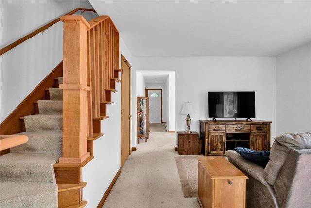 3 Place Drive B, Jericho, VT 05465