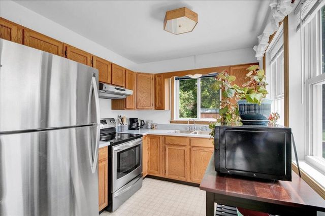 3 Place Drive B, Jericho, VT 05465