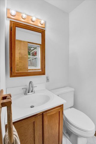 3 Place Drive B, Jericho, VT 05465