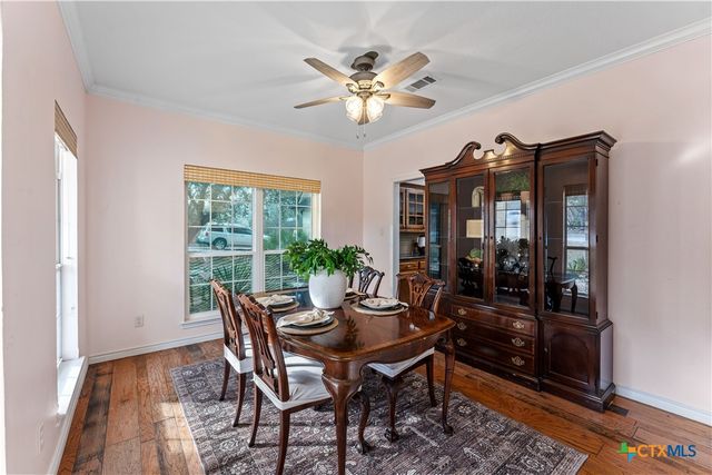 1060 Great Oaks Drive, Salado, TX 76571